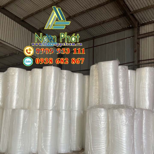 Cuộn Xốp hơi 1m4 x 100m