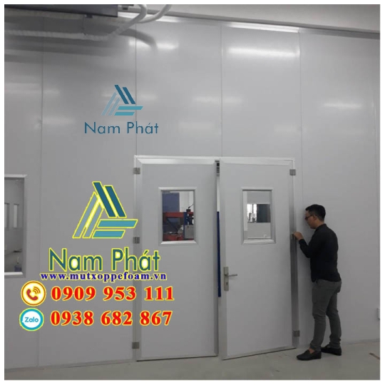 Vách Ngăn Panel Cách Nhiệt