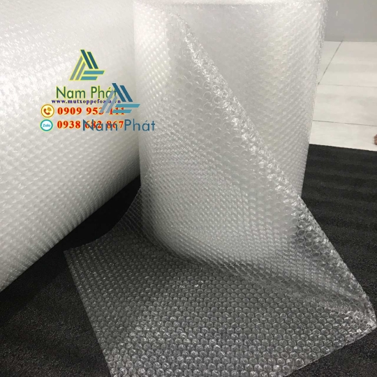 Cuộn Xốp hơi 1m4 x 100m